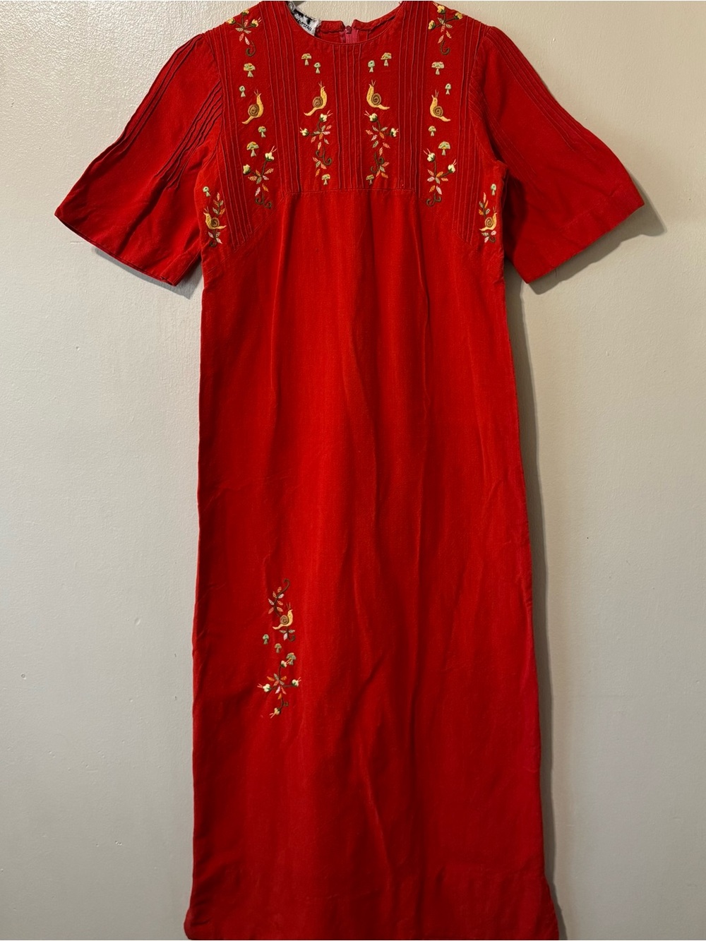 Vintage 70s Little Girls/Kids Snail and Mushroom Embroidered Maxi Dress